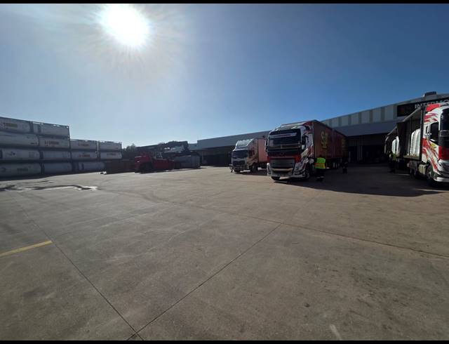 20,000M² WAREHOUSE FOR SALE IN PROSPECTON INDUSTRIAL